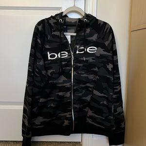 Bebe black and gray camo fleece zip hoodie